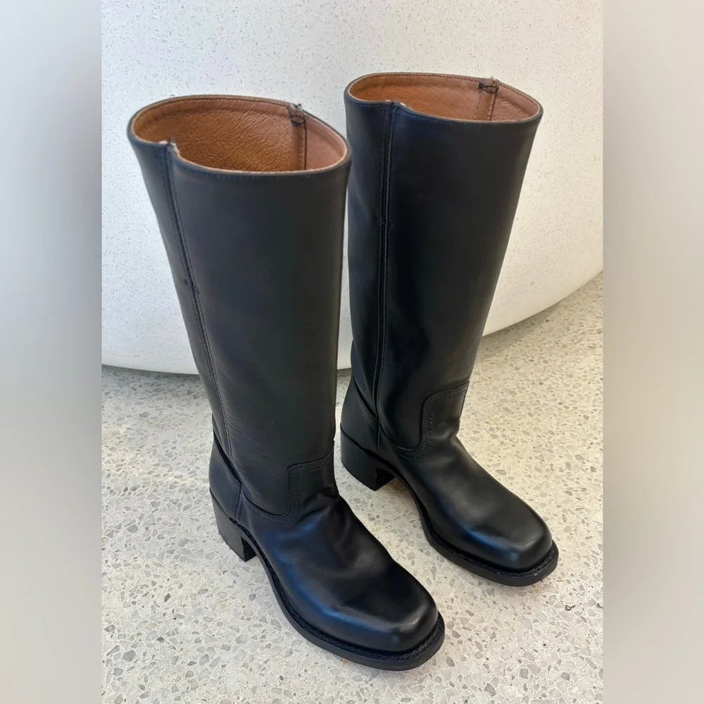 Campus 14L Boot. Love, but sized up to 8 for new insoles. Great used condition! - Picture 5 of 7